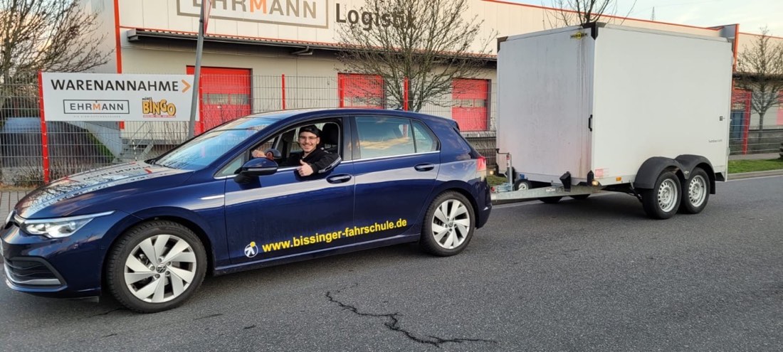 Zugfahrzeug Klasse B mit Anhänger